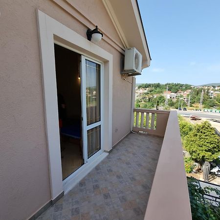 Apartments Popadic With Parking Herceg Novi Zimmer foto
